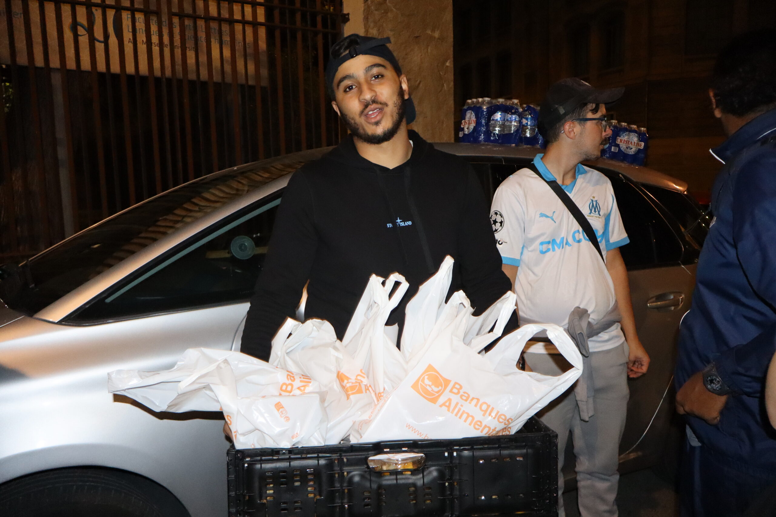 Bénévoles des Enfants du Peuple en action